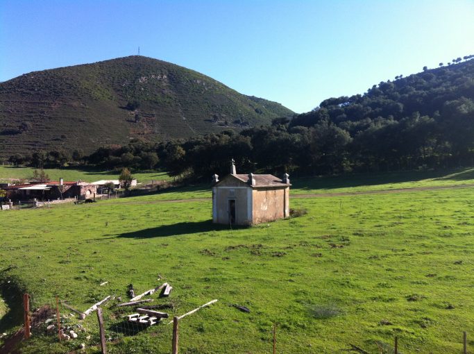 sur la route entre Poretta et Corti